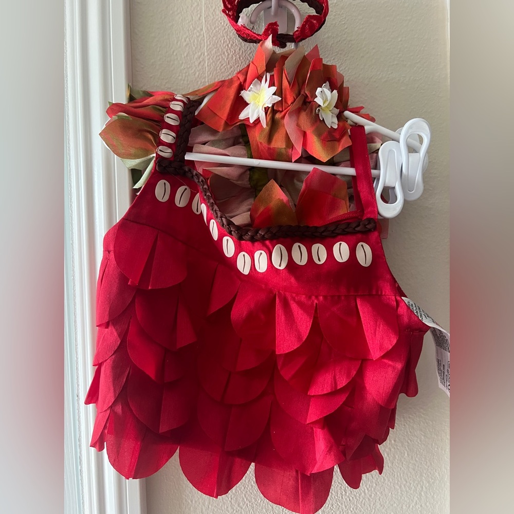 DISNEY MOANA COSTUME SIZE 7/8 
EUC - Picture 7 of 10